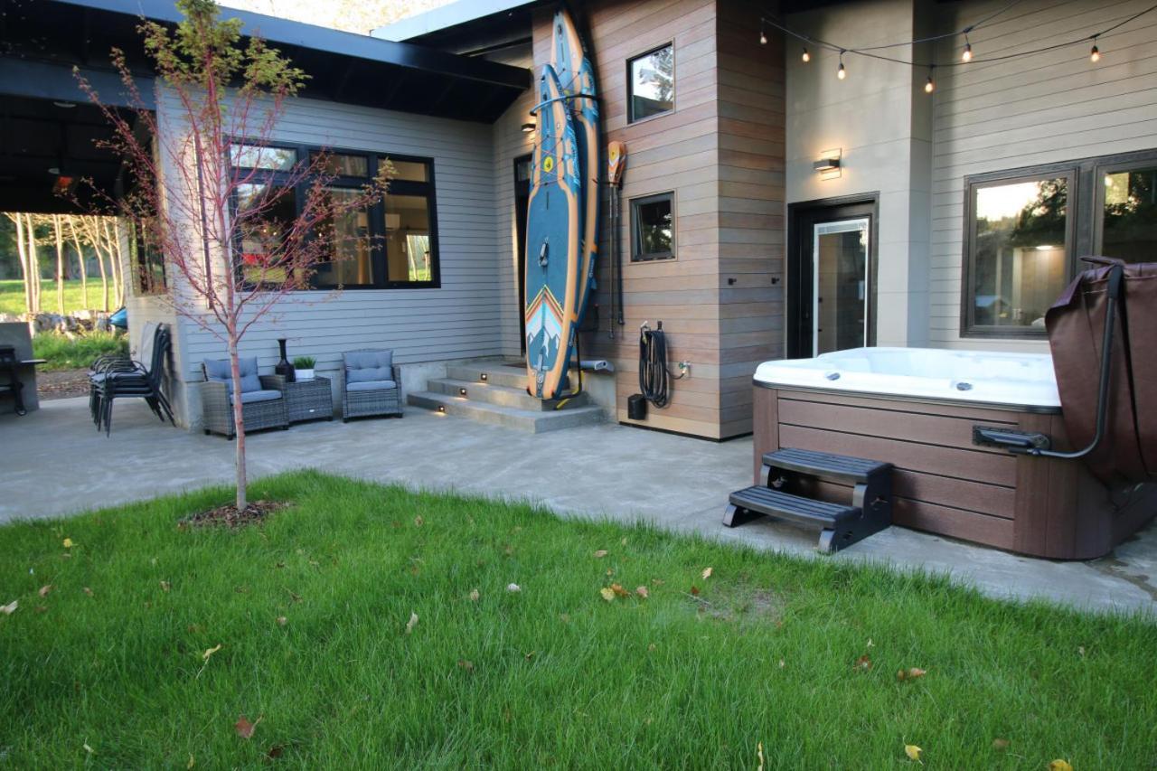 Luxe Lake Cabin Hot Tub Grill Firepit Ev Charger Onalaska Luaran gambar